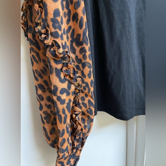 GENERATION LOVE - KALANI LEOPARD COMBO TOP - BLACK/SPECKLED LEOPARD - Picture 8 of 9